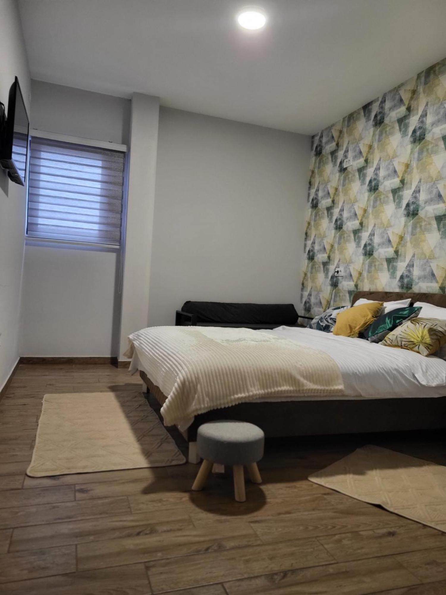 Amd Union Caffe & Rooms Kruševac Exteriör bild